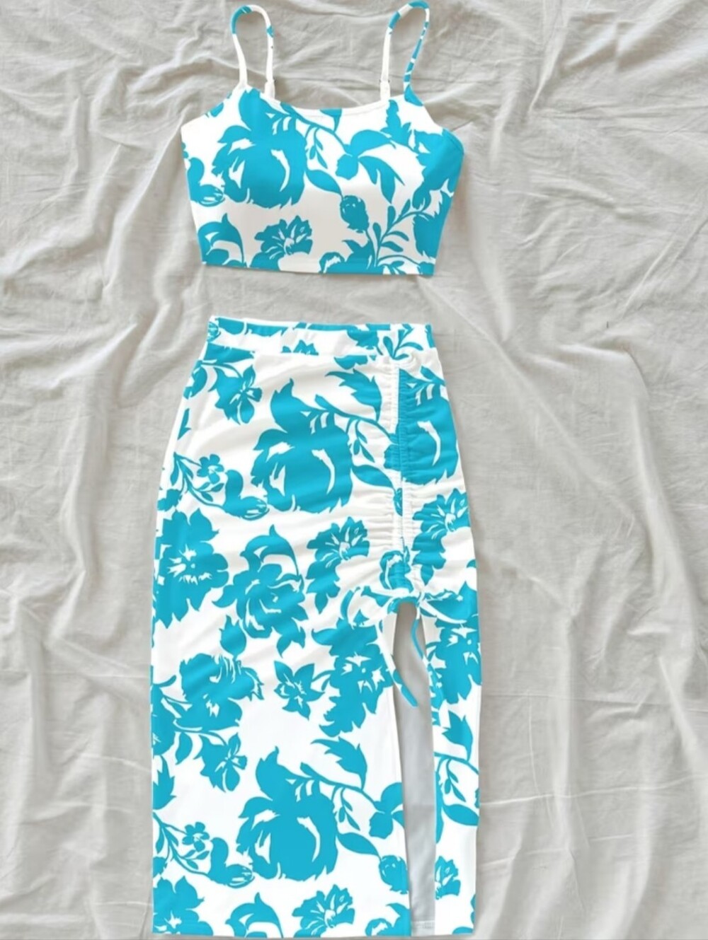 Women's Floral Print Two-Piece crop top & skirt Set - White & Blue Size Small